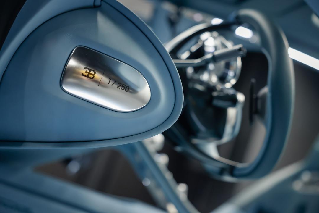 Tourbillon