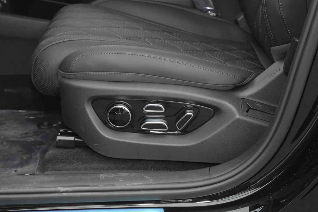 空间