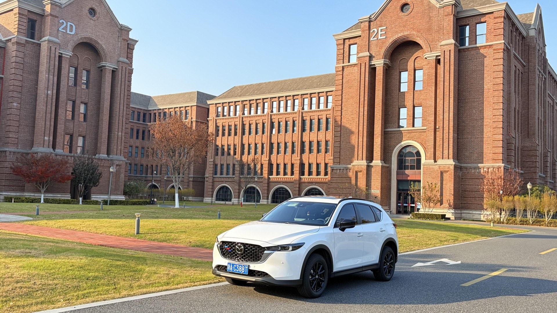 马自达CX-52.0L 自动两驱舒适型展示图2