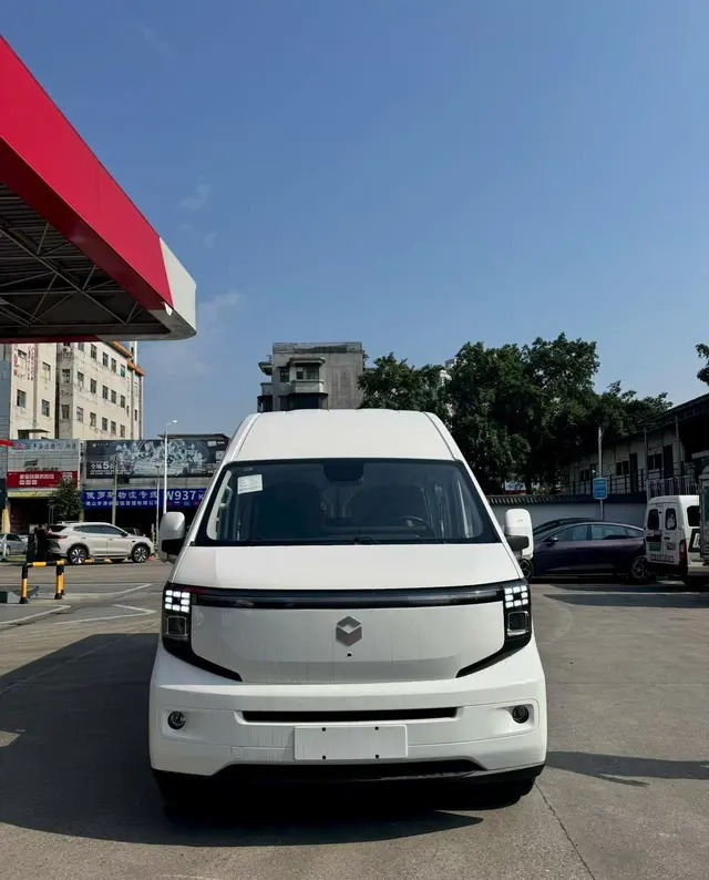 长安凯程V919商务舱 商旅版舒适型 宁德时代88kWh 9座展示图2