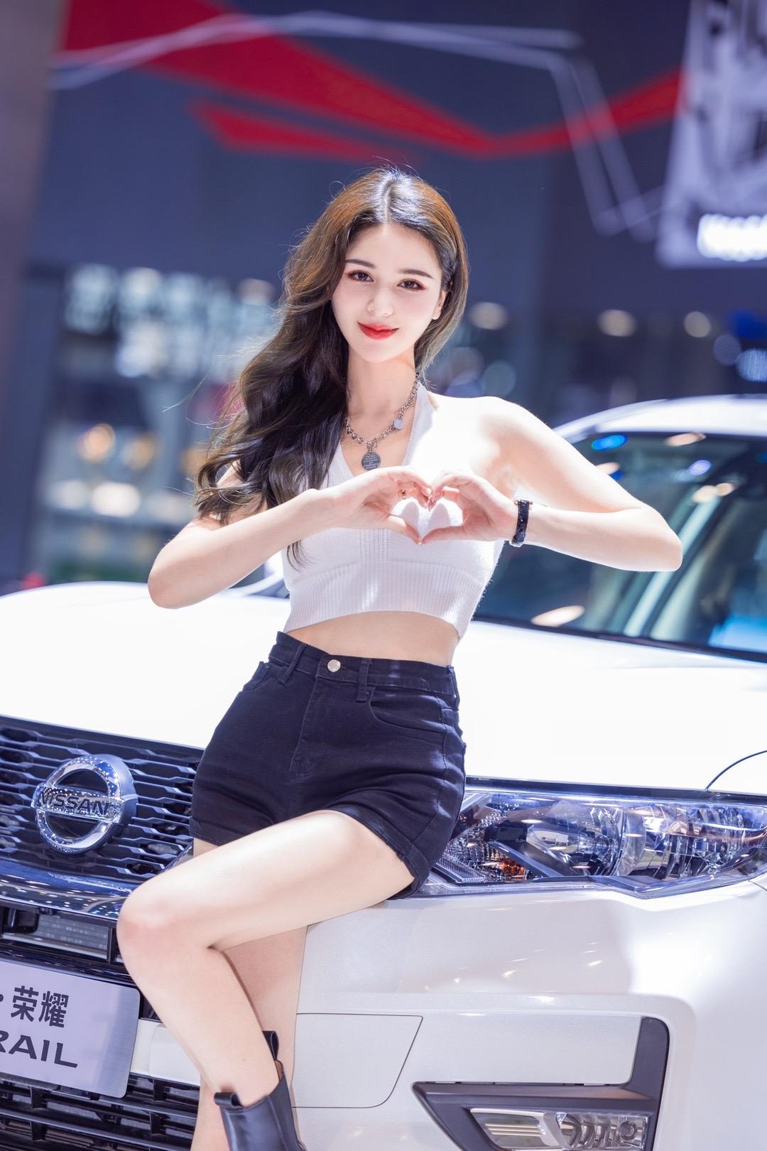 奇骏荣誉 2.0L  两驱领先版展示图3