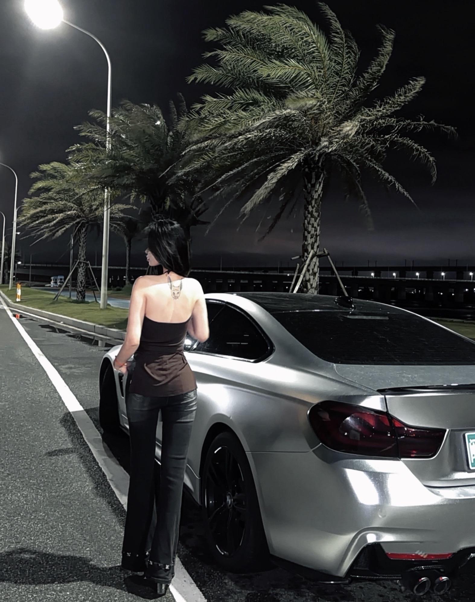 宝马4系430i 敞篷轿跑车 M运动曜夜套装展示图2