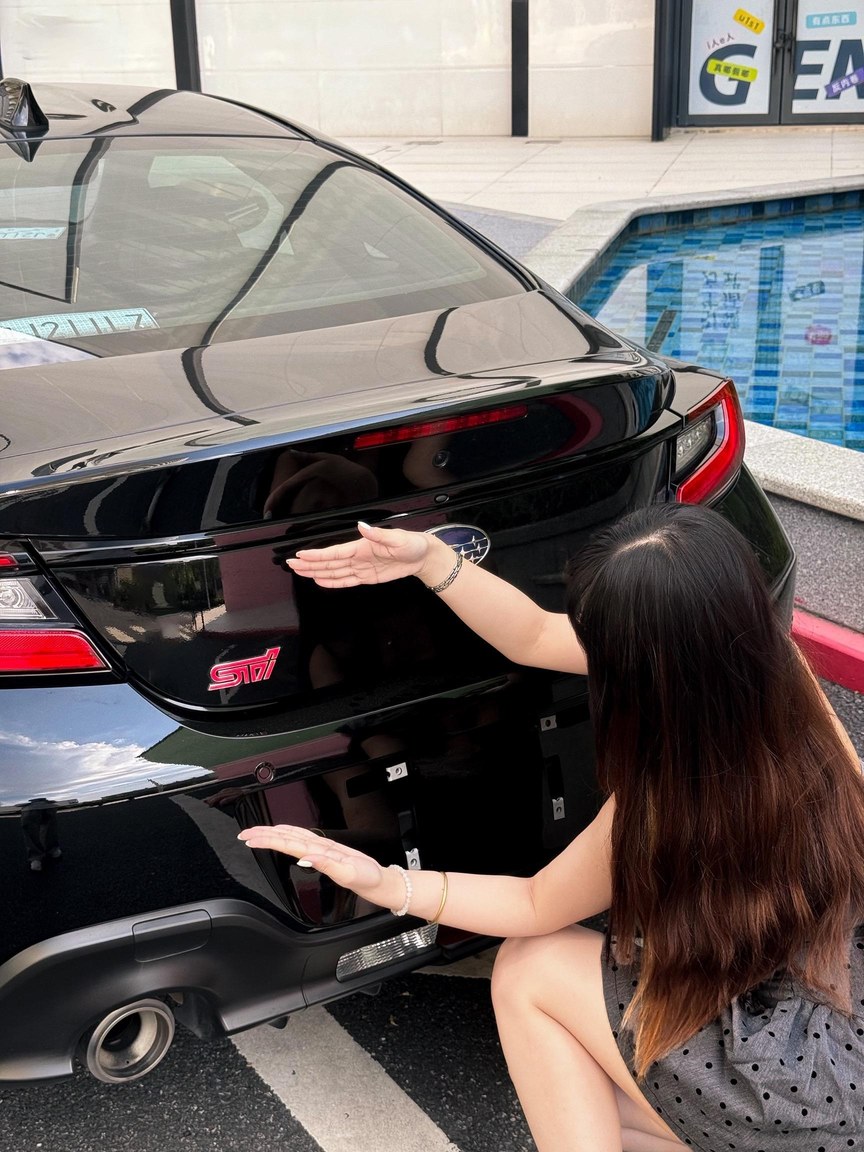 斯巴鲁BRZ2.4L 自动STI Sport展示图3