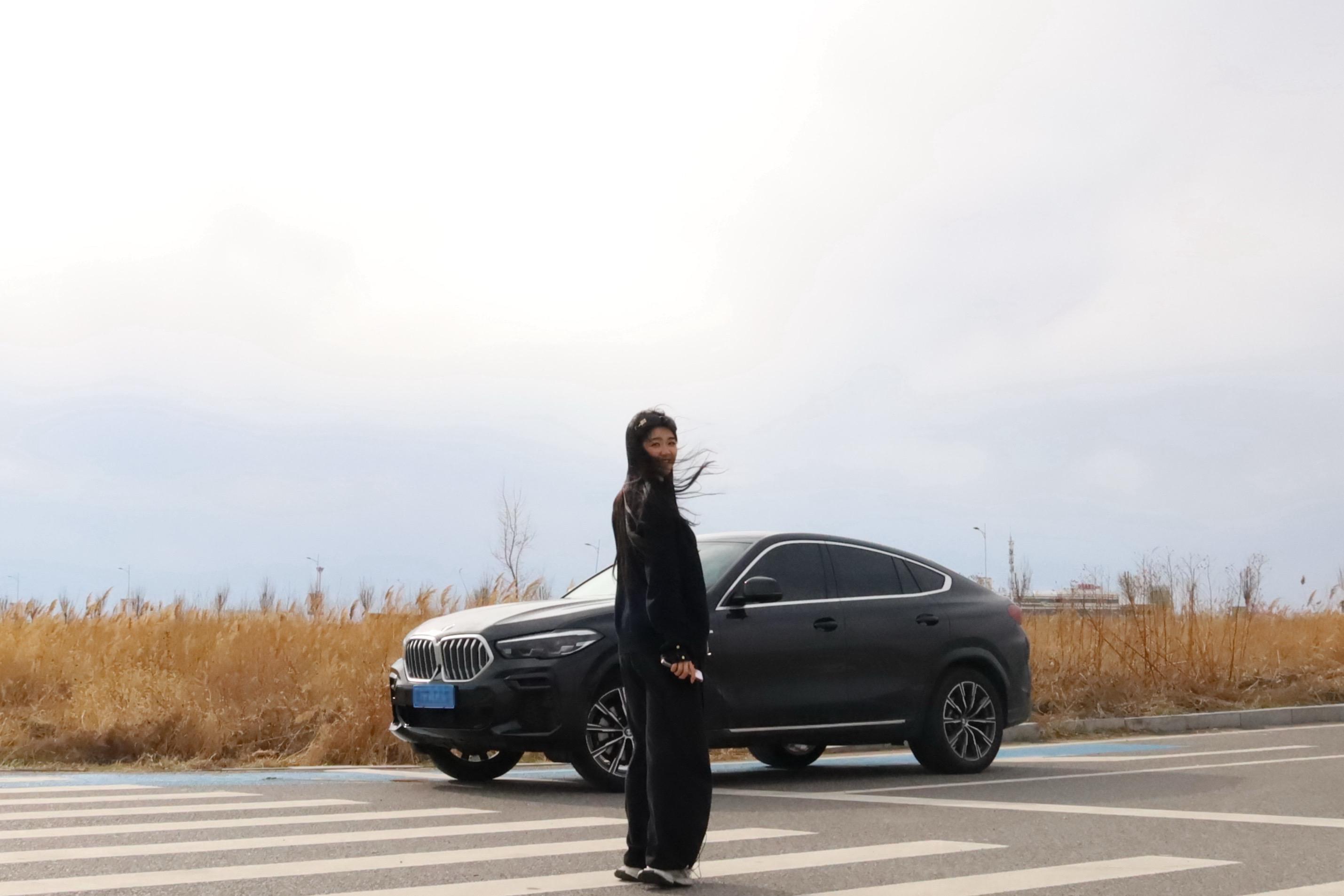宝马X6xDrive30i M运动套装展示图1