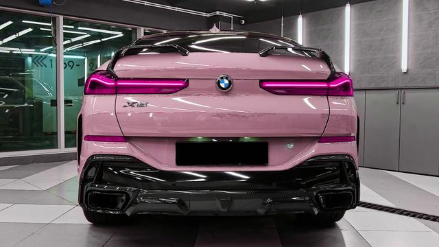 宝马X6xDrive40i 尊享型 M运动套装展示图1