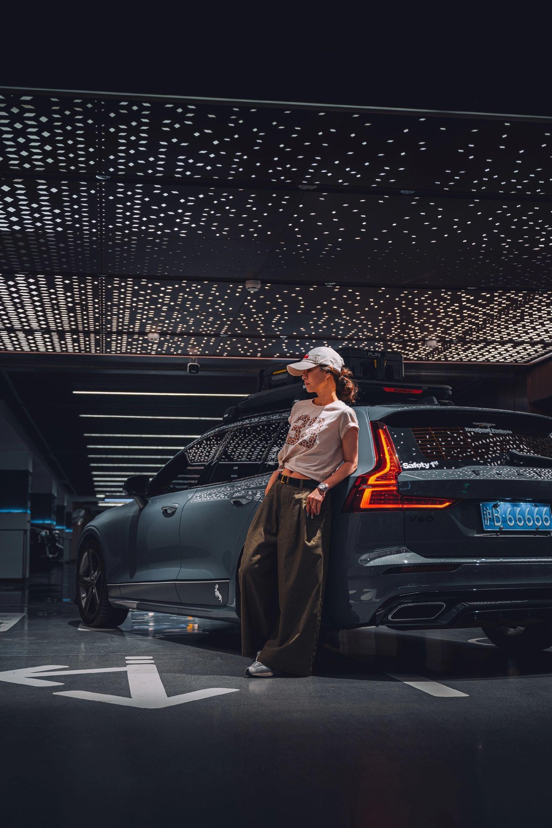沃尔沃V60B4 智逸豪华版展示图1