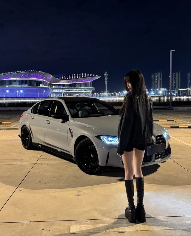 宝马M3M3旅行版 M xDrive 雷霆版展示图1