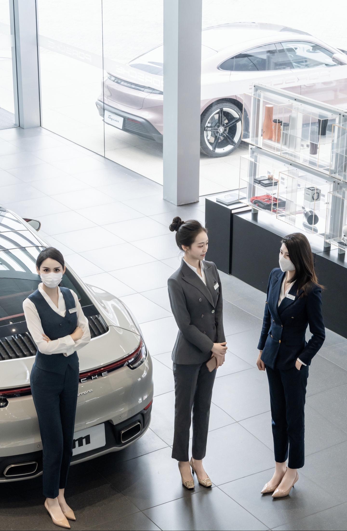 保时捷Turbo S 3.6T展示图3