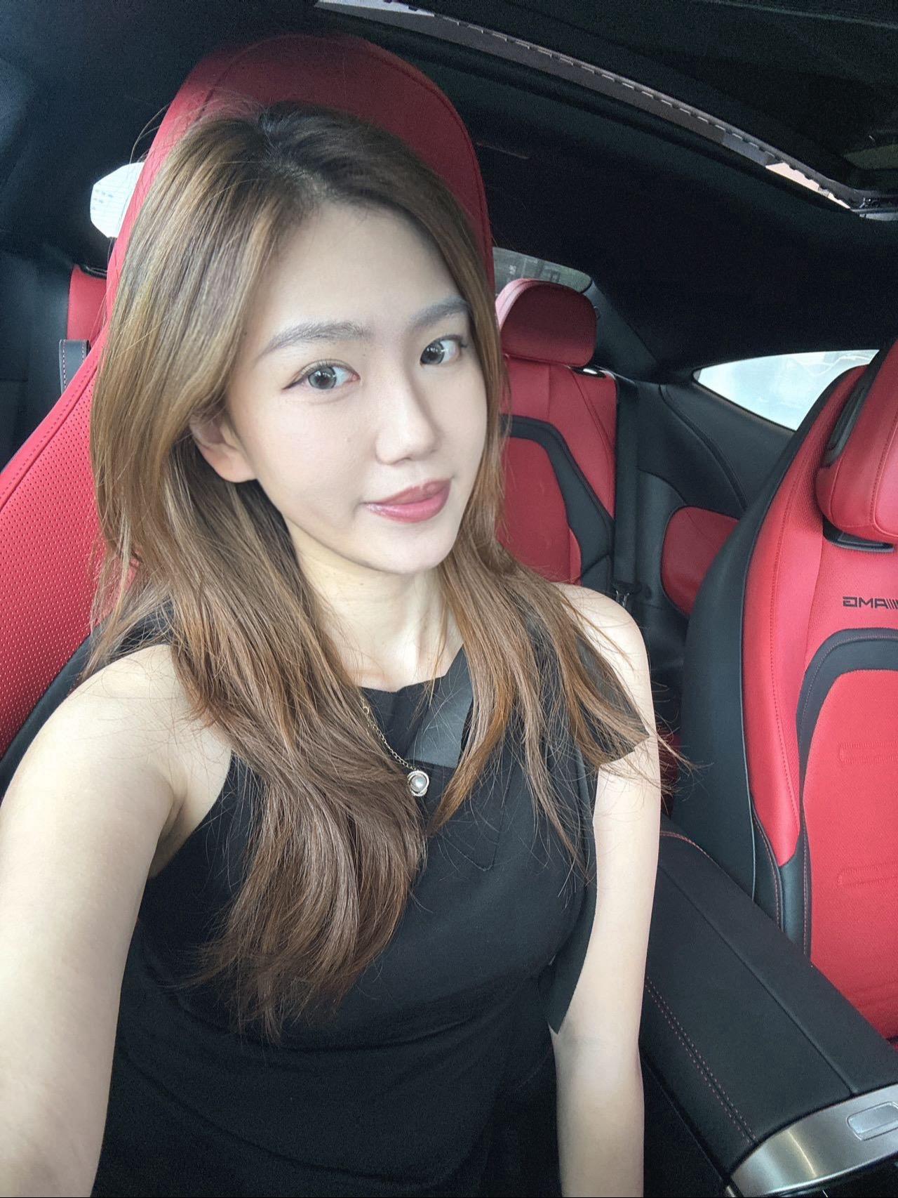 奔驰AMG GLC 43 4MATIC展示图2