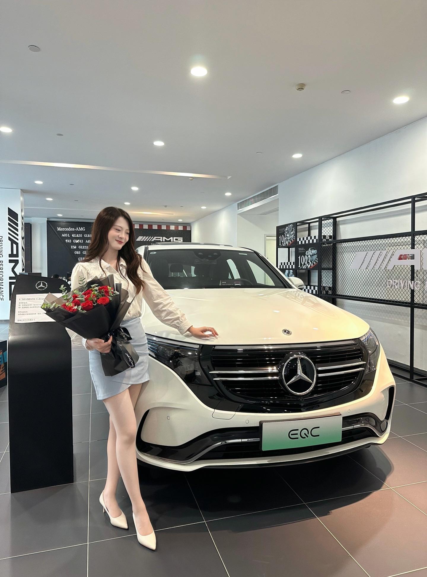 奔驰改款 EQA 260展示图3