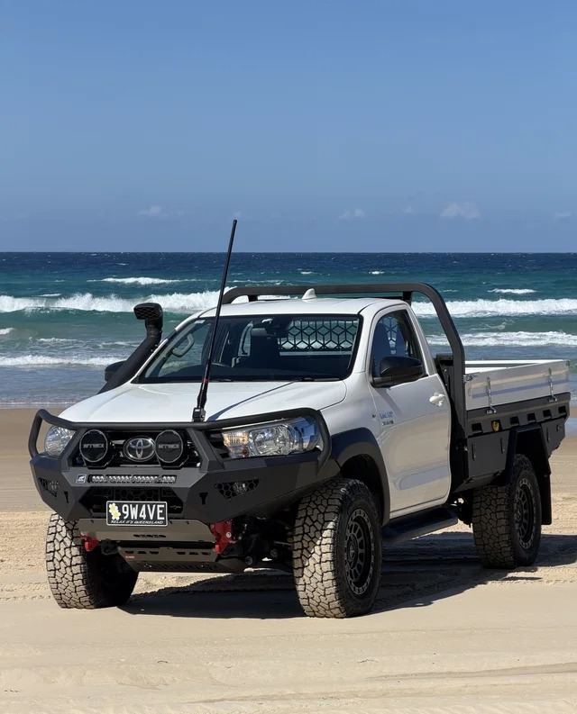 Hilux2.8T 48V展示图3