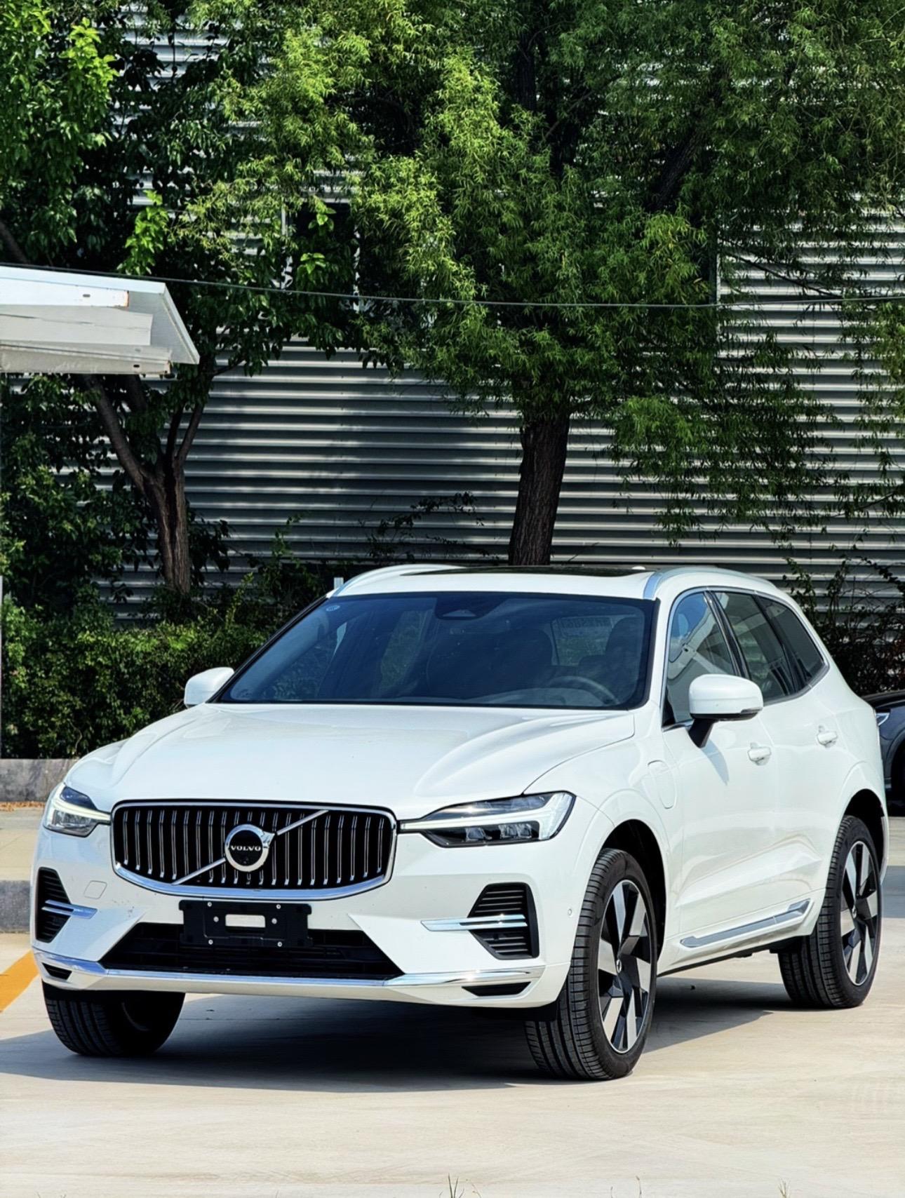沃尔沃XC60 PHEVT8 四驱长续航智雅豪华版展示图3