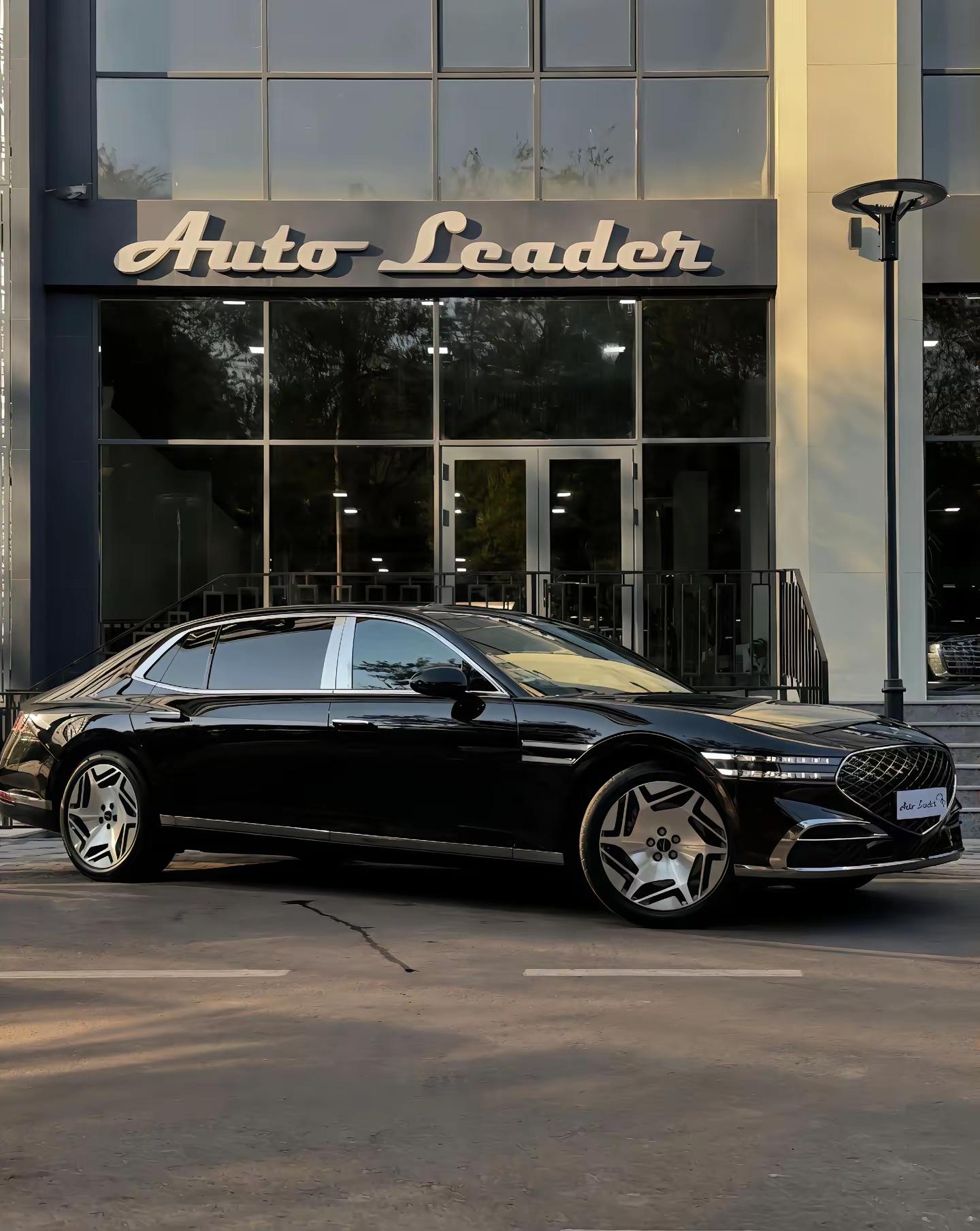 捷尼赛思G903.5T 两驱豪华版展示图1