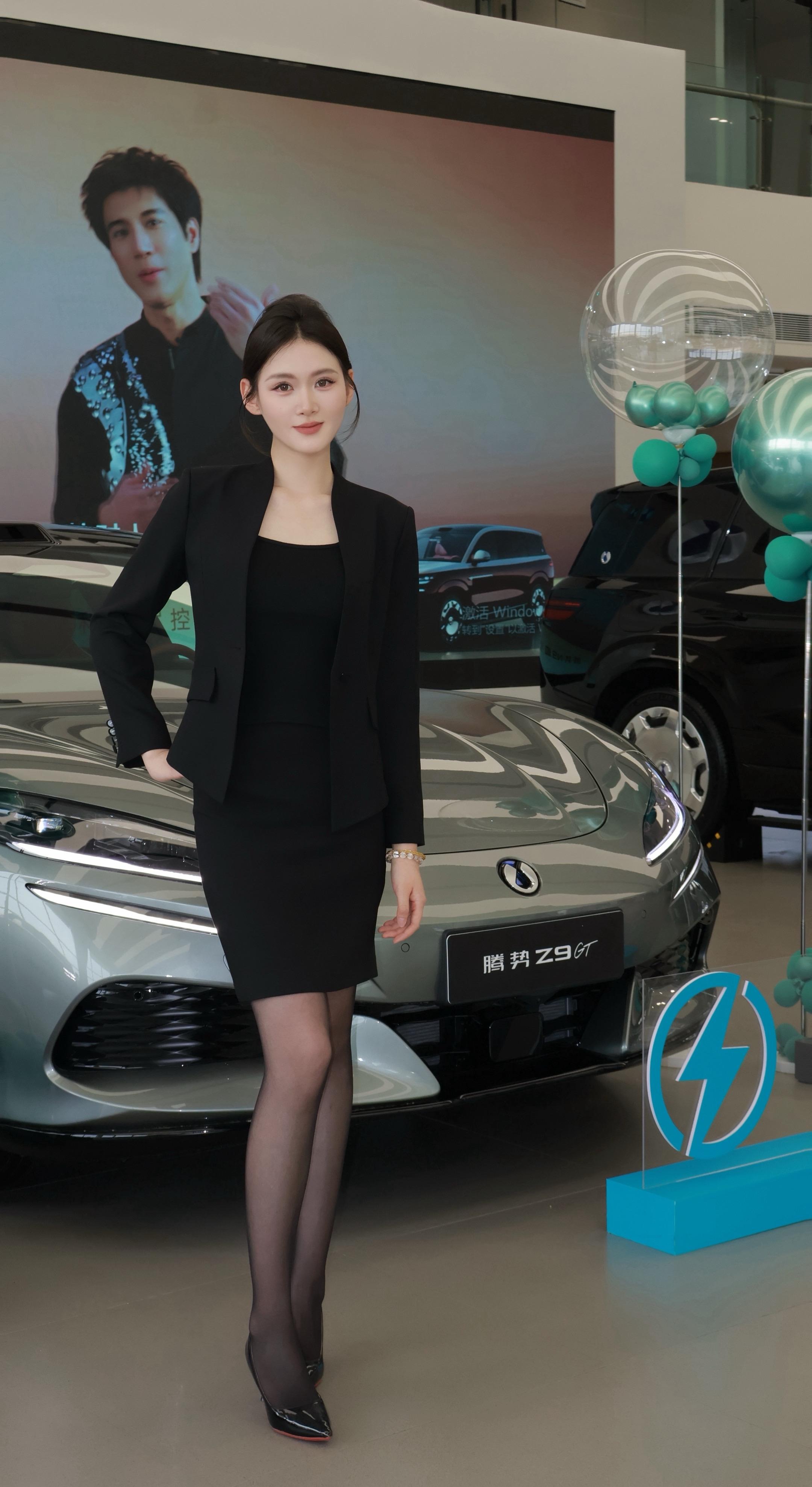 腾势Z9 EV