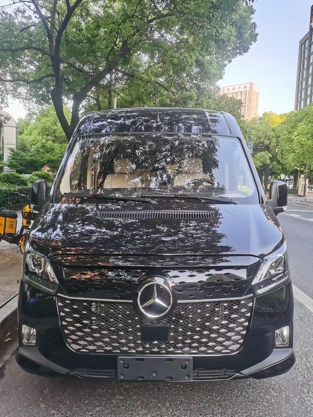 图雅诺吉象流动服务车 2.5T 手动长轴中顶后双胎 7座展示图2