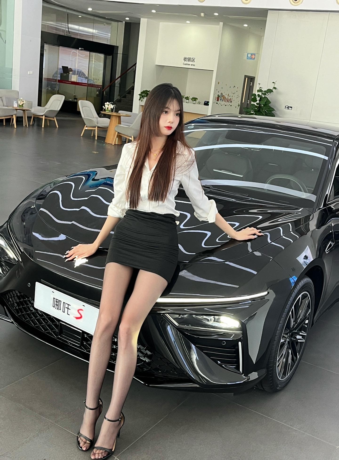 领途E-M8401KM 尊贵型中级营运 7座展示图2