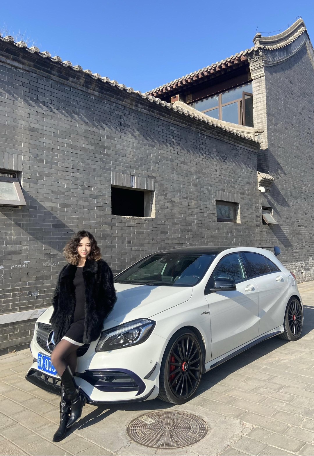 奔驰AMG A 35 4MATIC展示图2