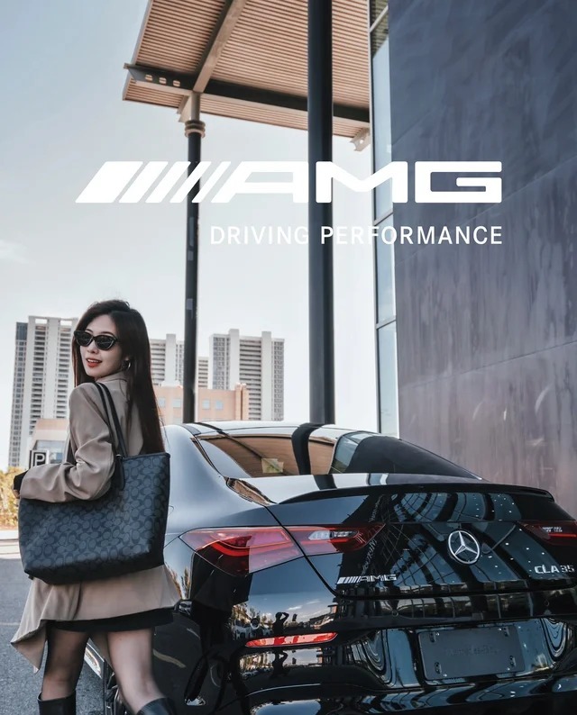 奔驰AMG CLA 45 S 4MATIC+展示图3