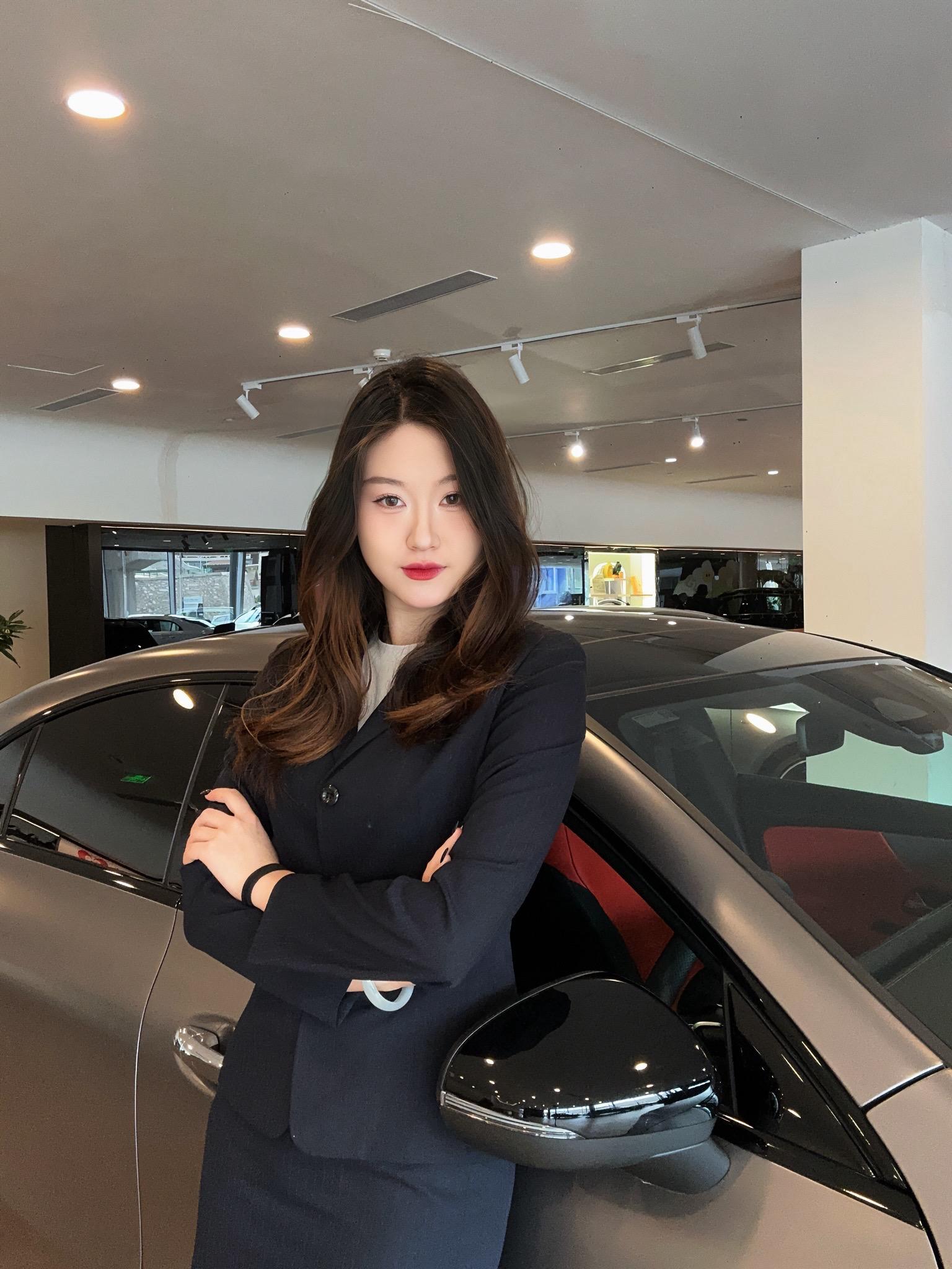 奔驰AMG CLA 45 S 4MATIC+展示图1