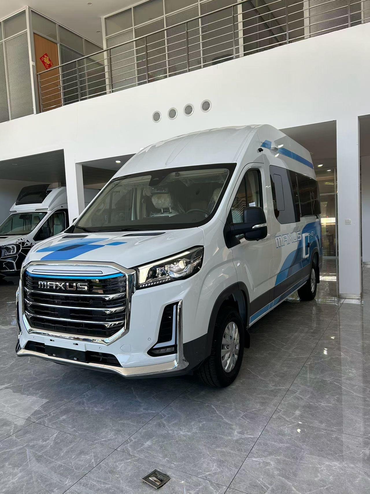 新途远界底盘车 长轴中顶展示图2