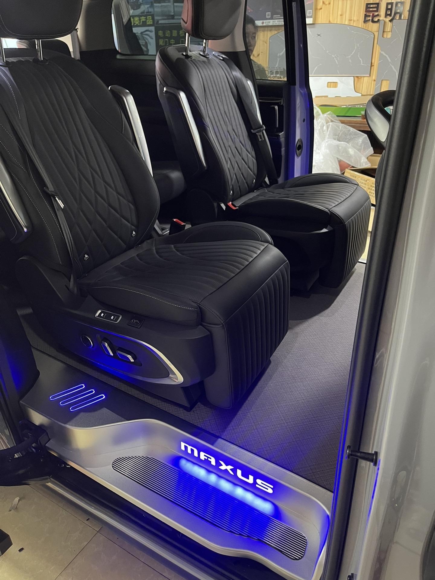 新途远界底盘车 长轴中顶展示图1