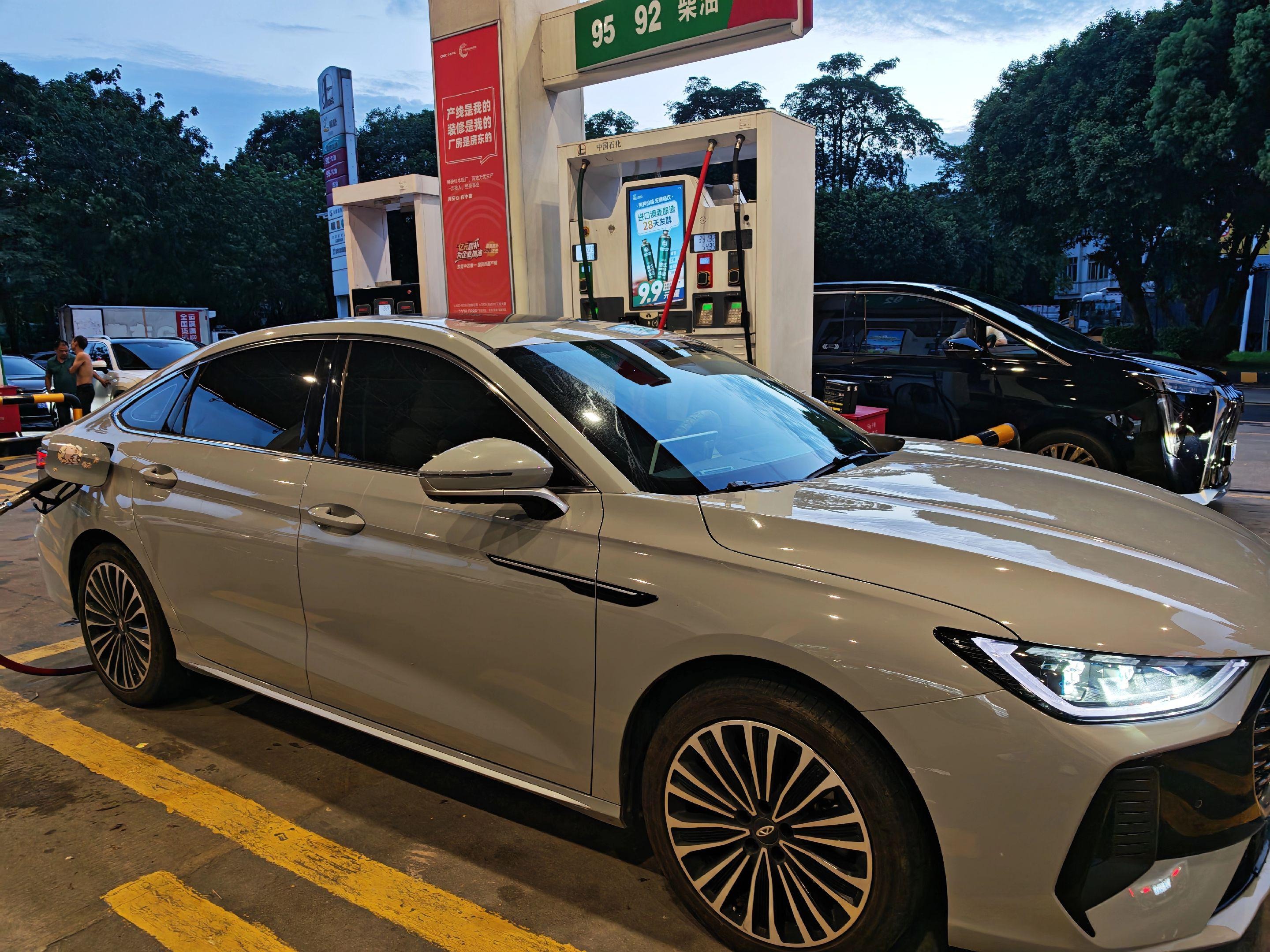 风云A8L70km 标准型展示图2