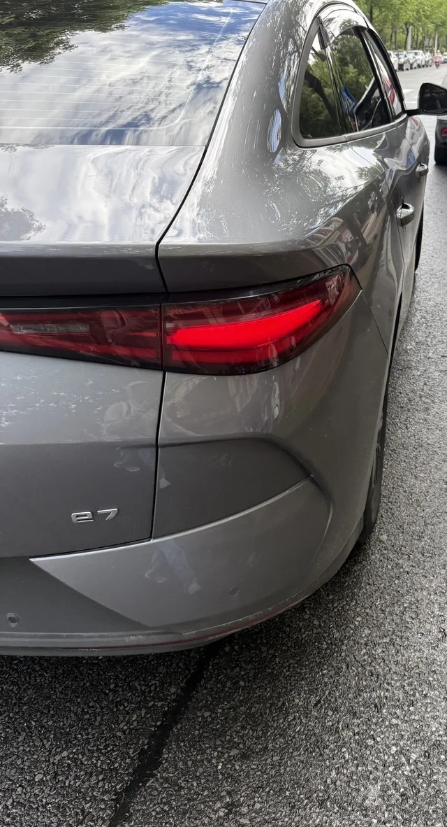 比亚迪e7520km 智惠出行版展示图1