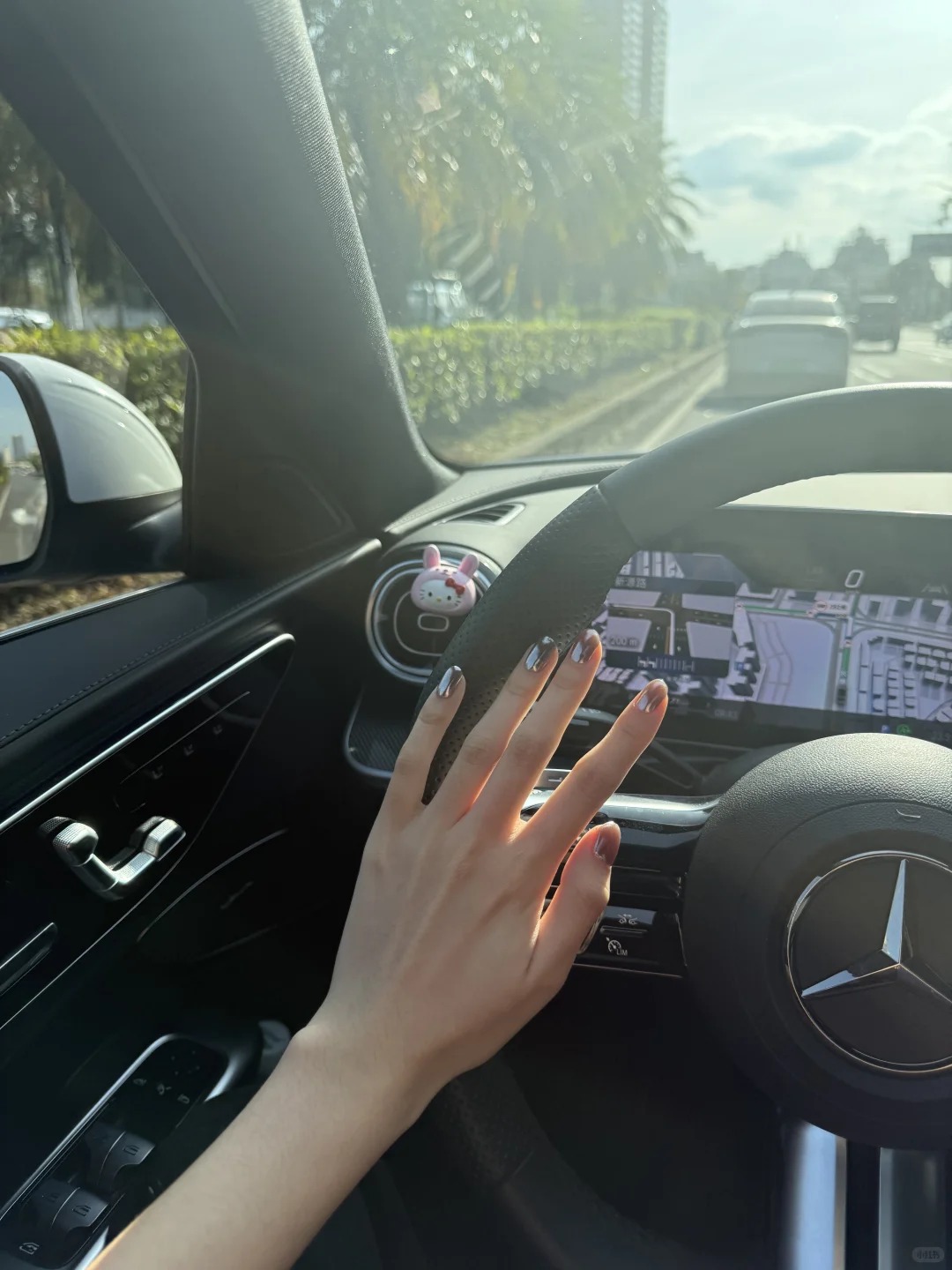 奔驰CLA 300 L 超长续航冠军限量版展示图2