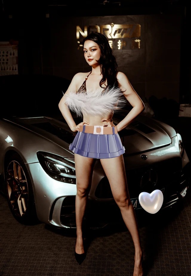 奔驰AMG GLA 35 4MATIC展示图2