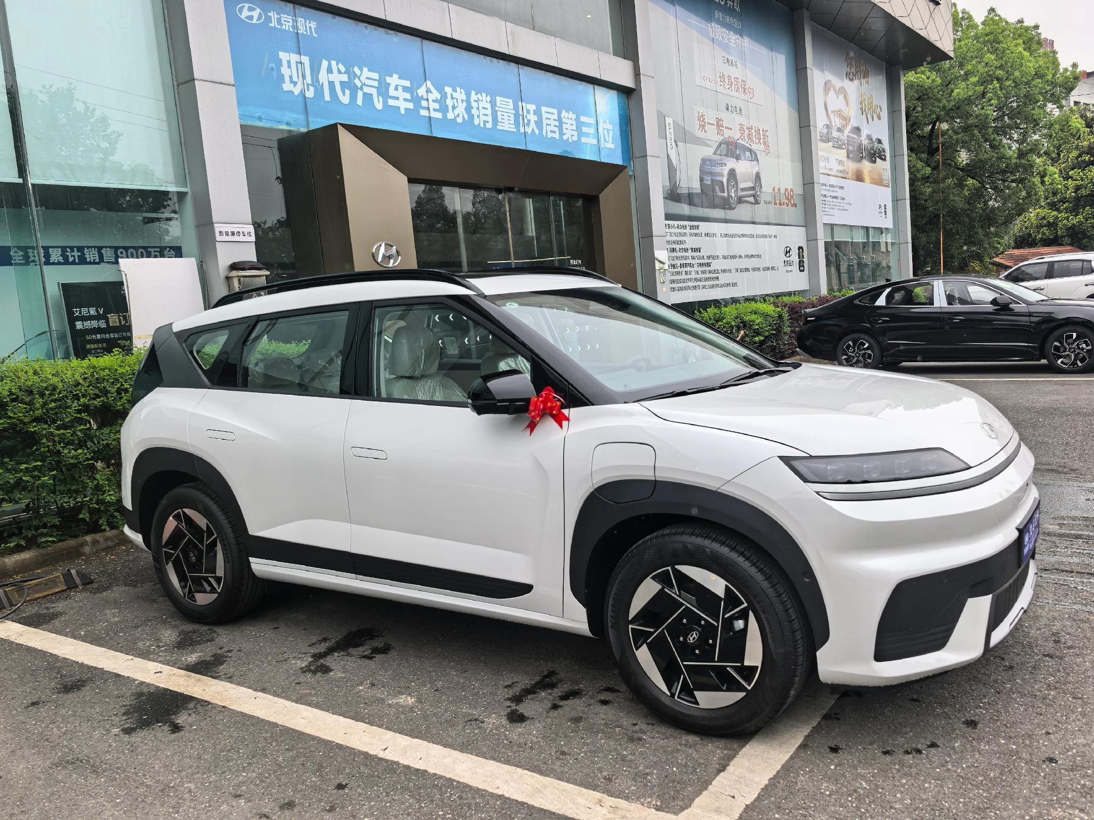 EO 羿欧四驱TECH 88.112kWh展示图2