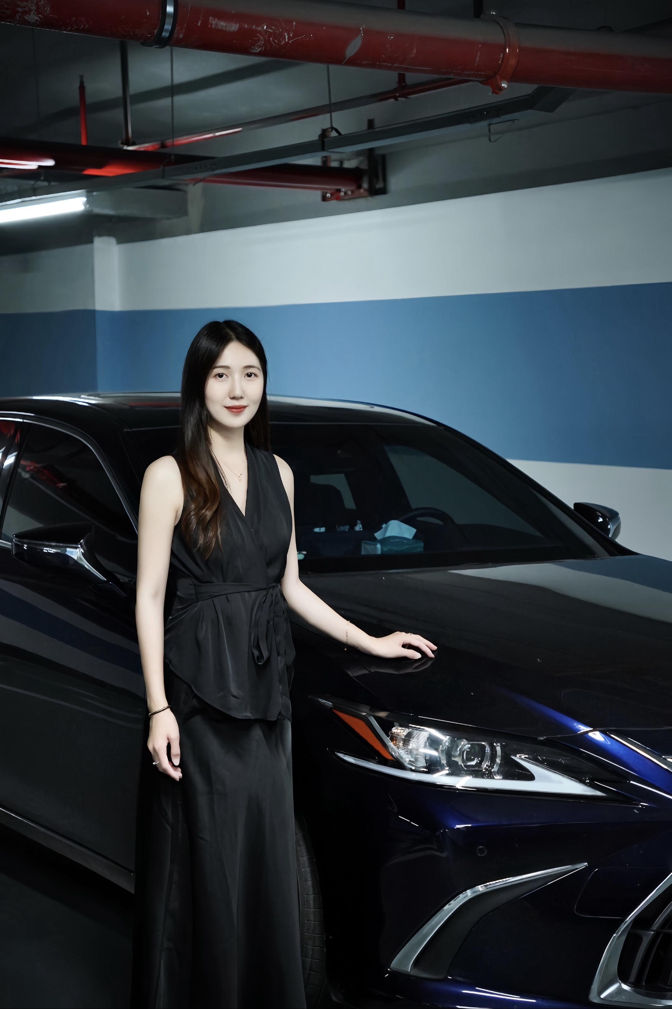 雷克萨斯ES EV500e基本型展示图2