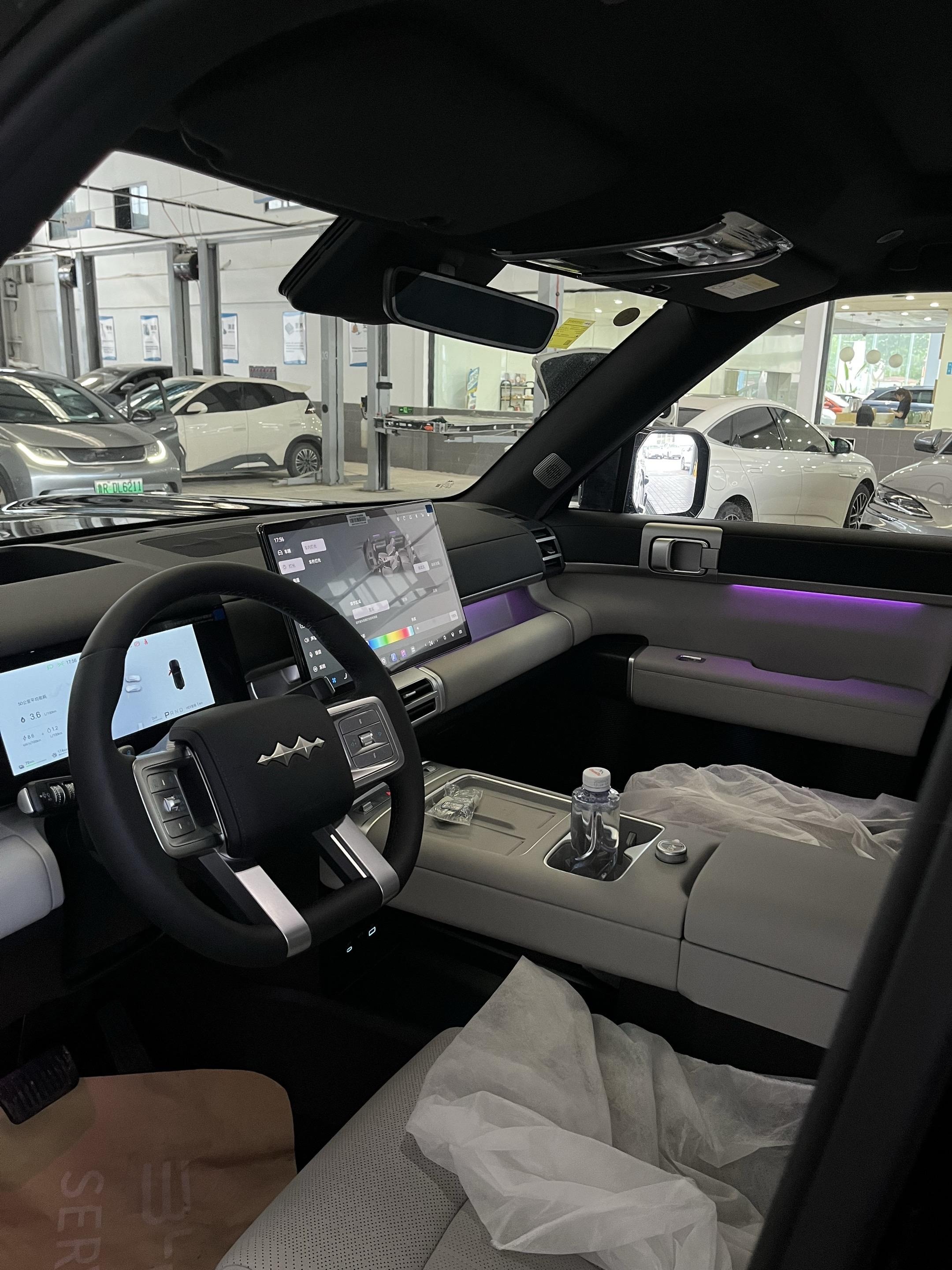钛7 PHEV135KM两驱Pro版展示图3