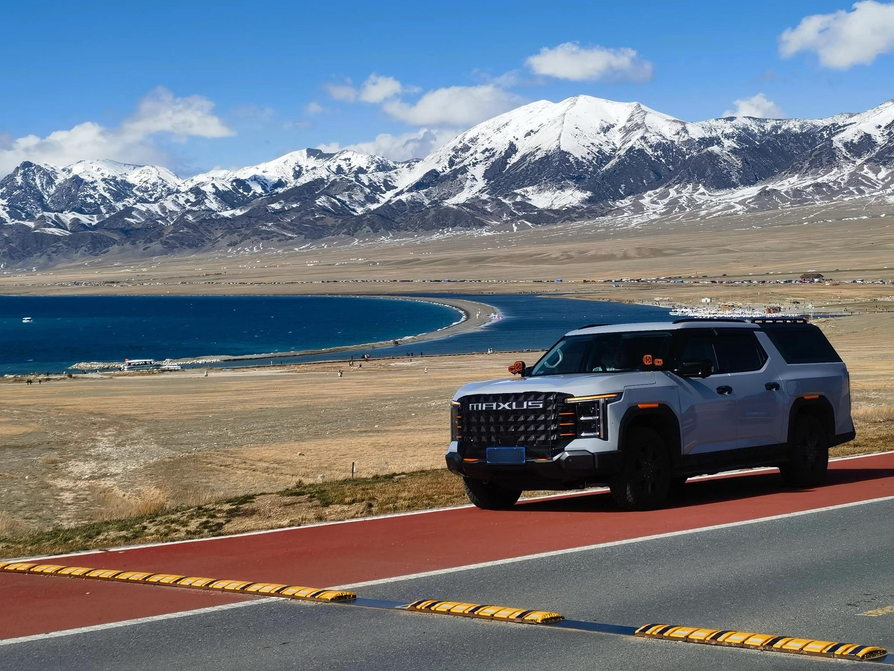 星际X SUV2.5T 柴油 真乘用版·通舱版展示图2