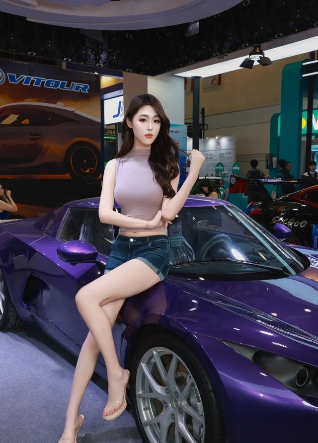 锐胜M8CNG高级营运7座展示图1