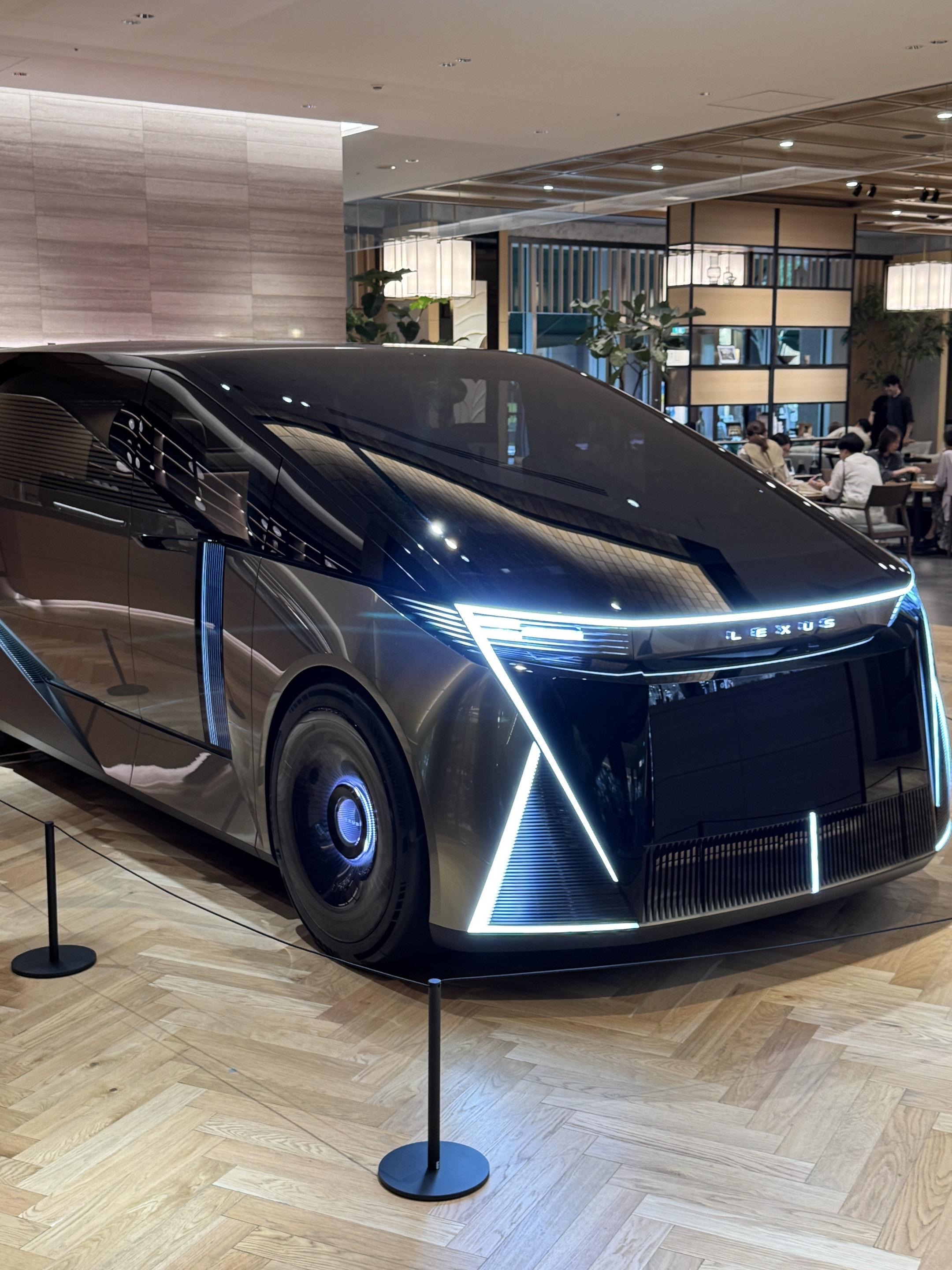 雷克萨斯LS CONCEPT概念车展示图3