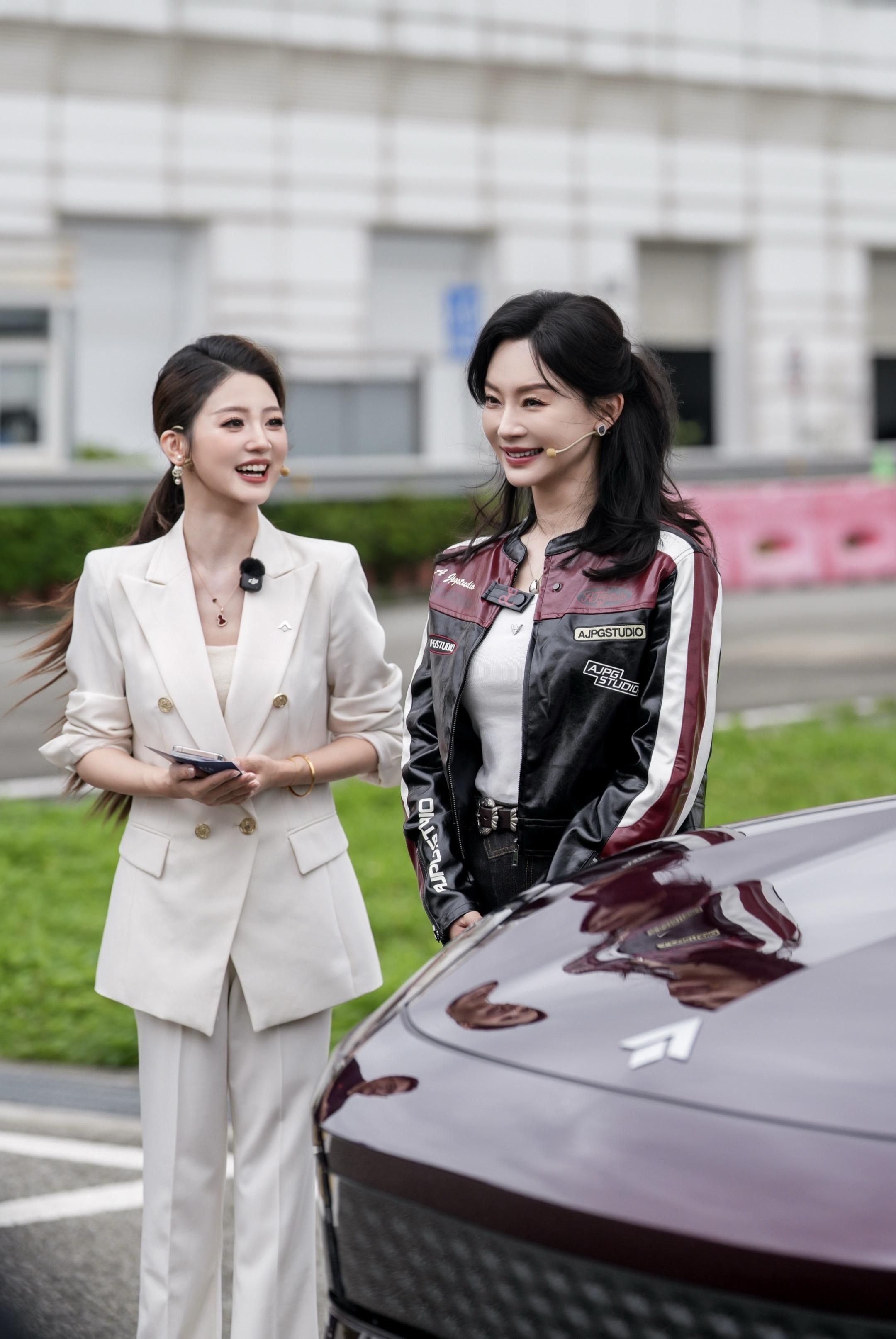 昊铂S600增程 215 四驱Ultra+展示图2