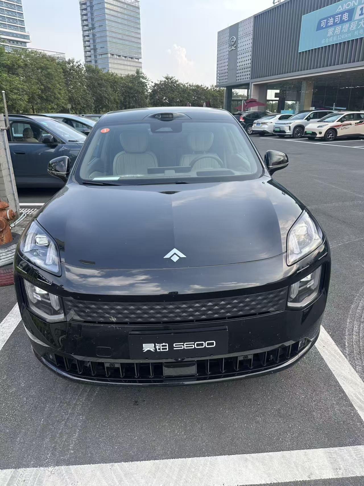 昊铂S600增程 215 四驱Ultra+展示图1