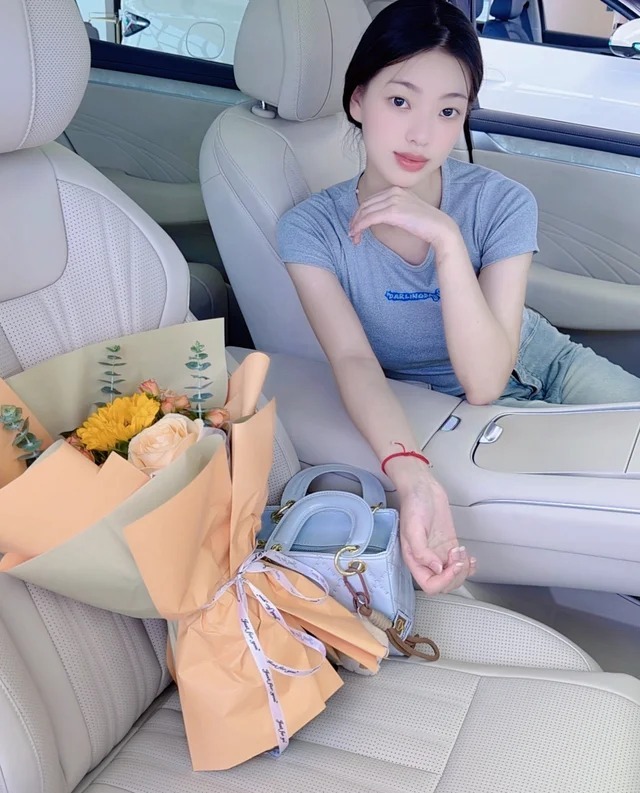 海豹08DM350KM四驱旗舰型展示图1