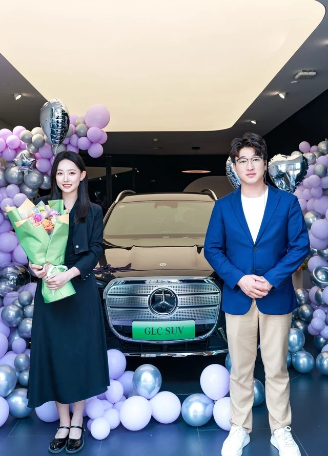 奔驰GLC 350 L 4MATIC 鎏金版展示图2