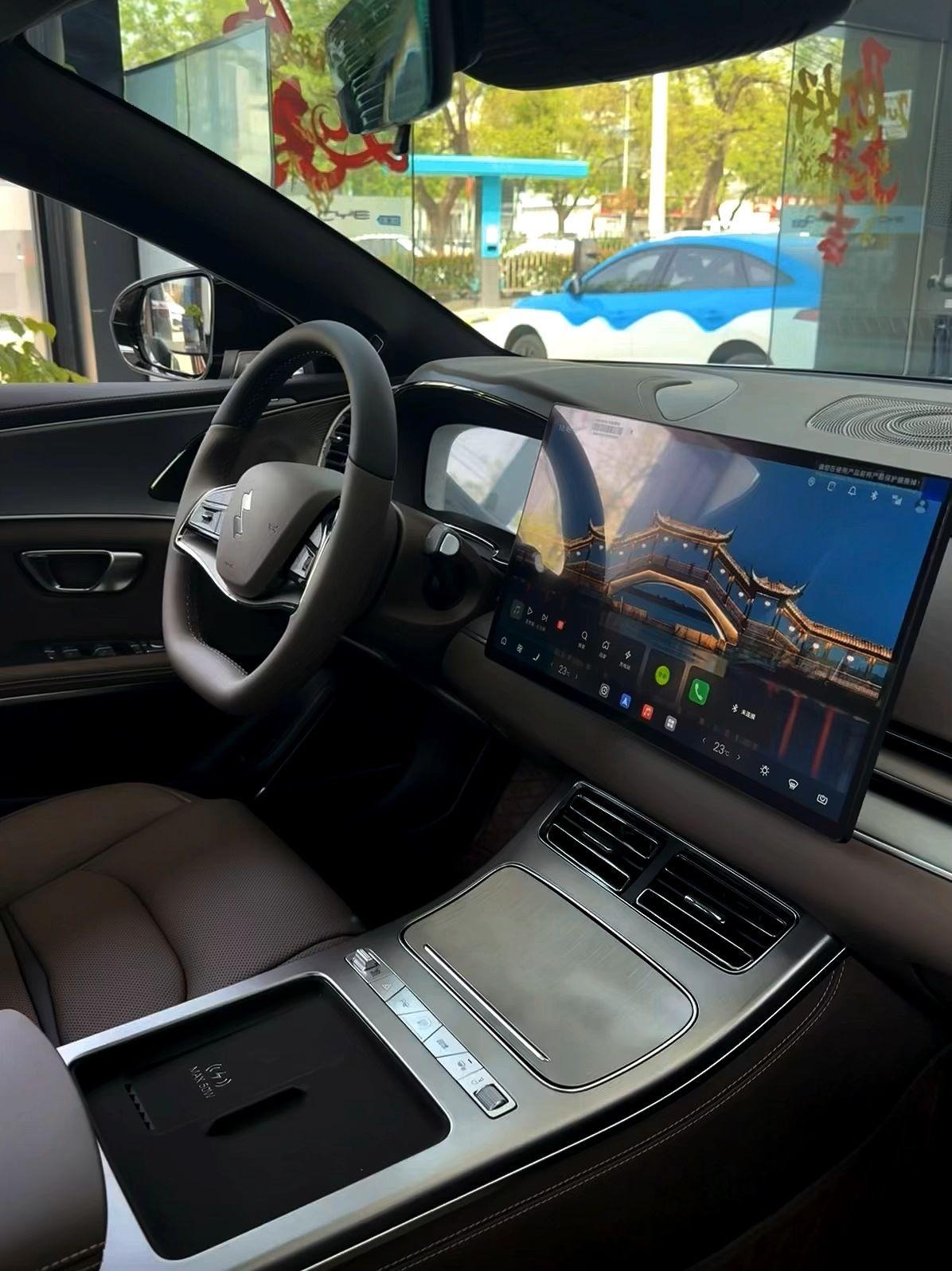 领汇e9 EV535豪华版展示图3