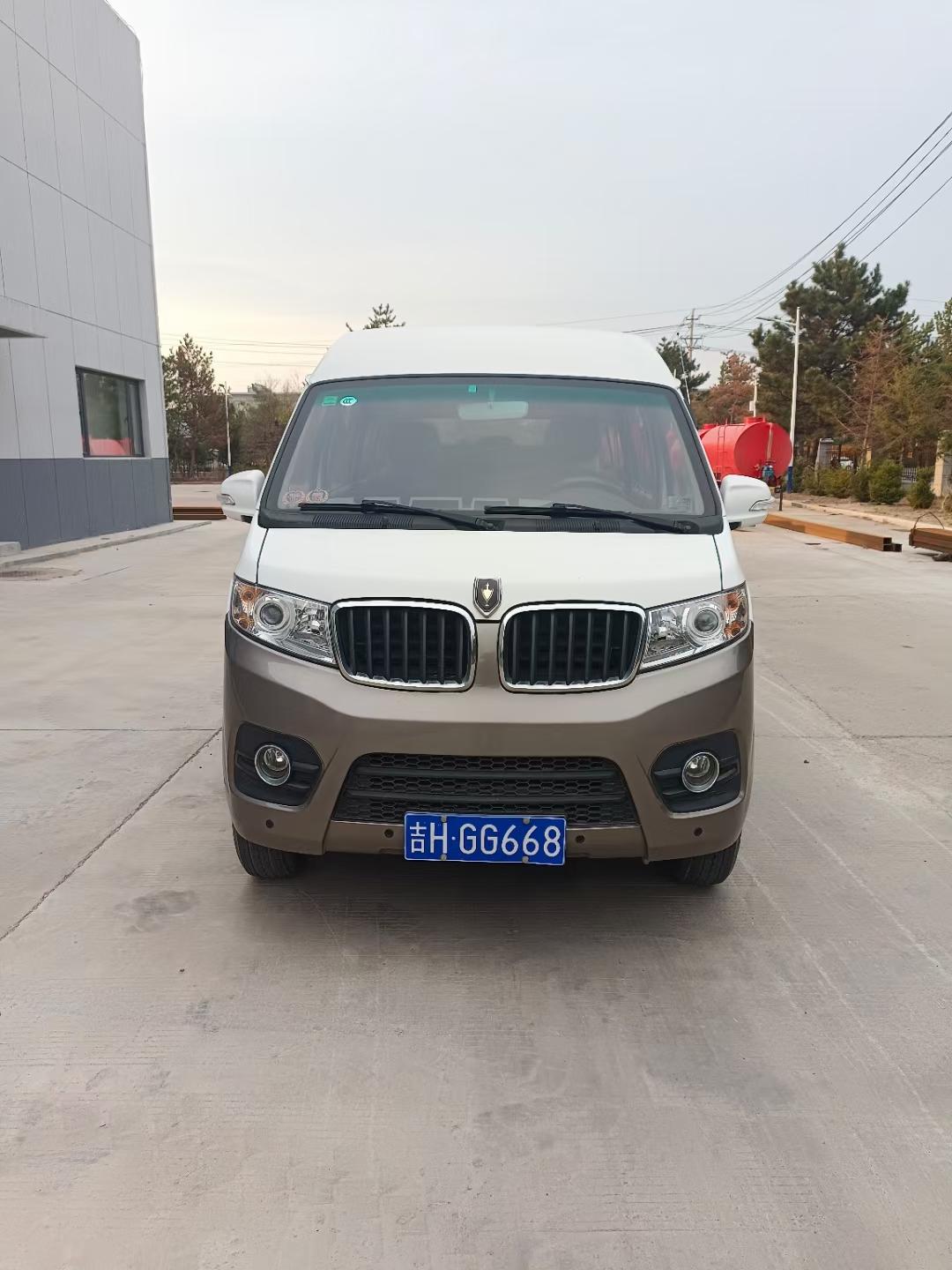 新海狮X30L1.5L CNG 冠军版 厢货 2座/5座展示图3