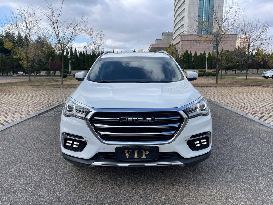 捷途X902.0T 自动猎鹰智尊版展示图3