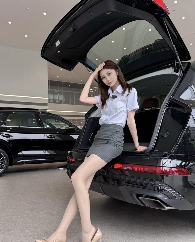 奥迪Q2L35 TFSI 进取动感型展示图3