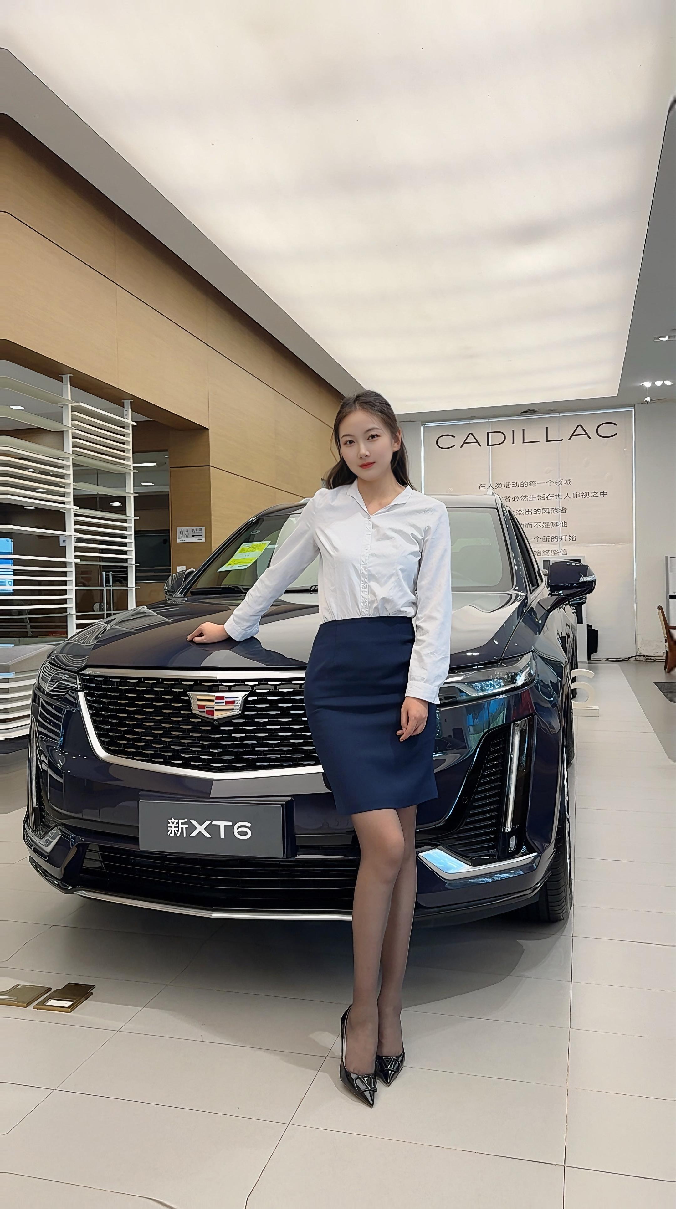 凯迪拉克XT62.0T 铂金行政黑标版展示图2