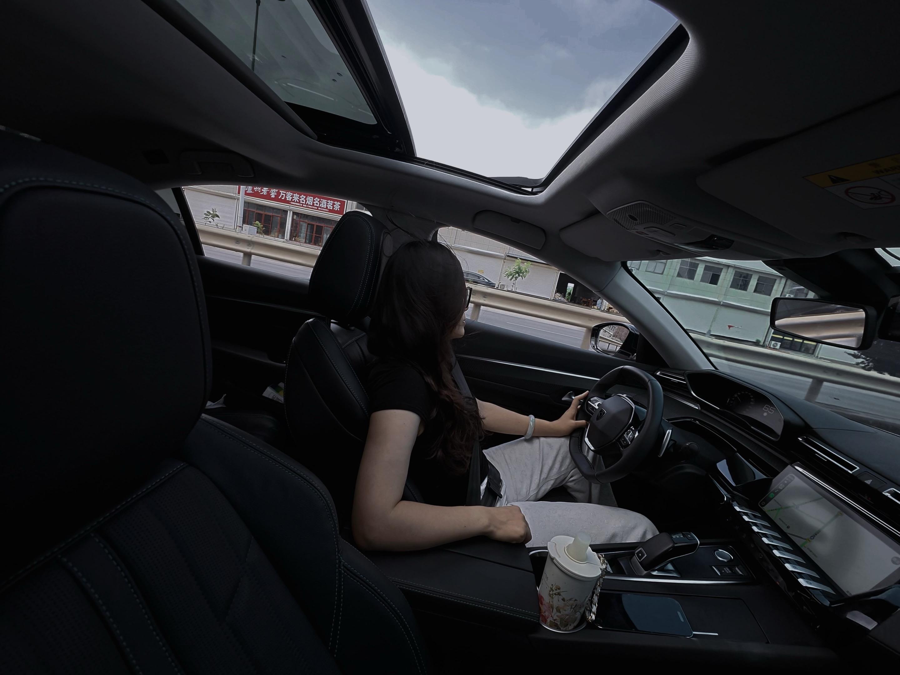 标致508L400THP 驭控旗舰版展示图1