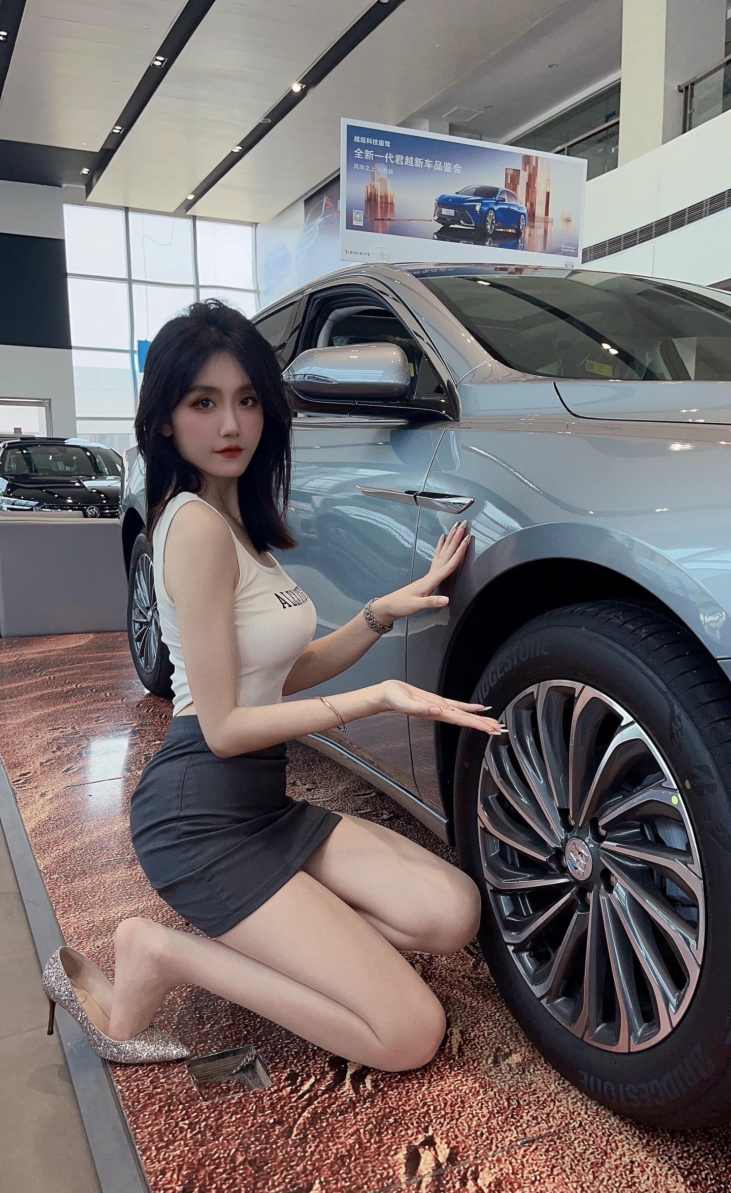 揽境450TSI 四驱旗舰版 7座展示图2