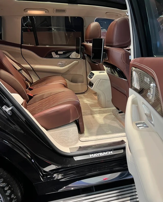 迈巴赫GLS 480 4MATIC 礼逸版展示图3