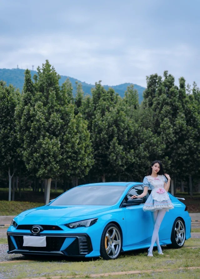 车驰V-Class2.0T 开拓版展示图1