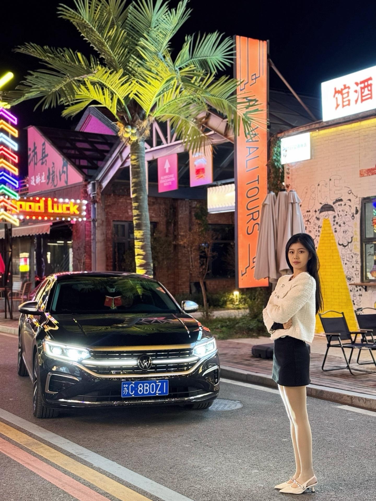 帕萨特Pro 380TSI 行政版展示图3