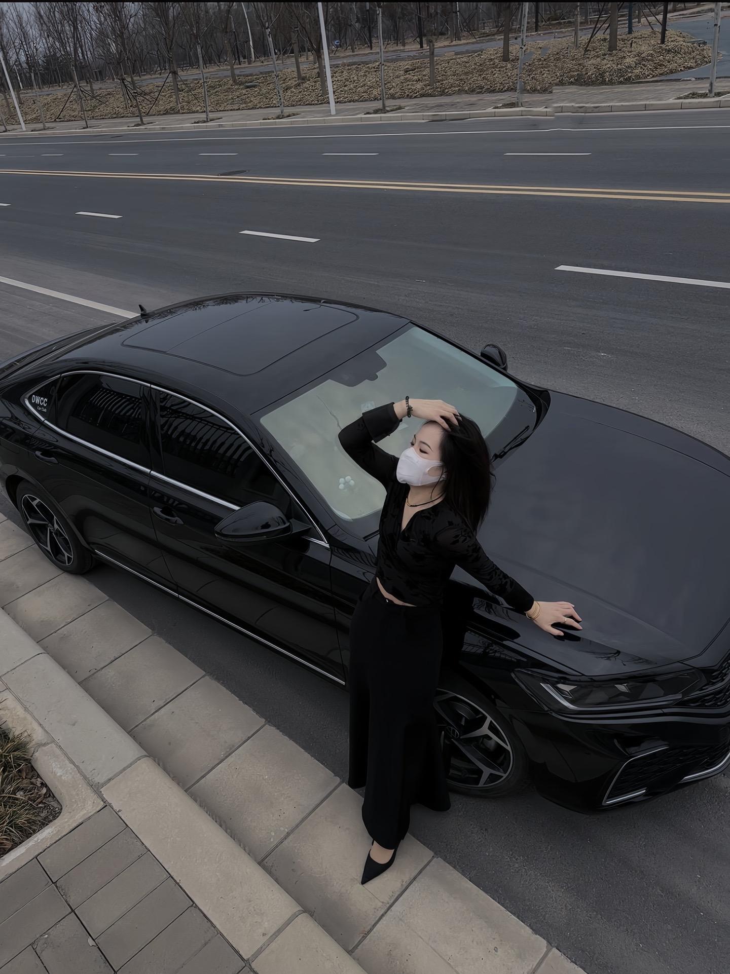 帕萨特Pro 380TSI 星空龙耀版展示图1